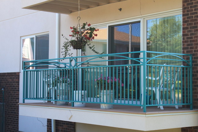 Delmar Gardens Retirement Facility